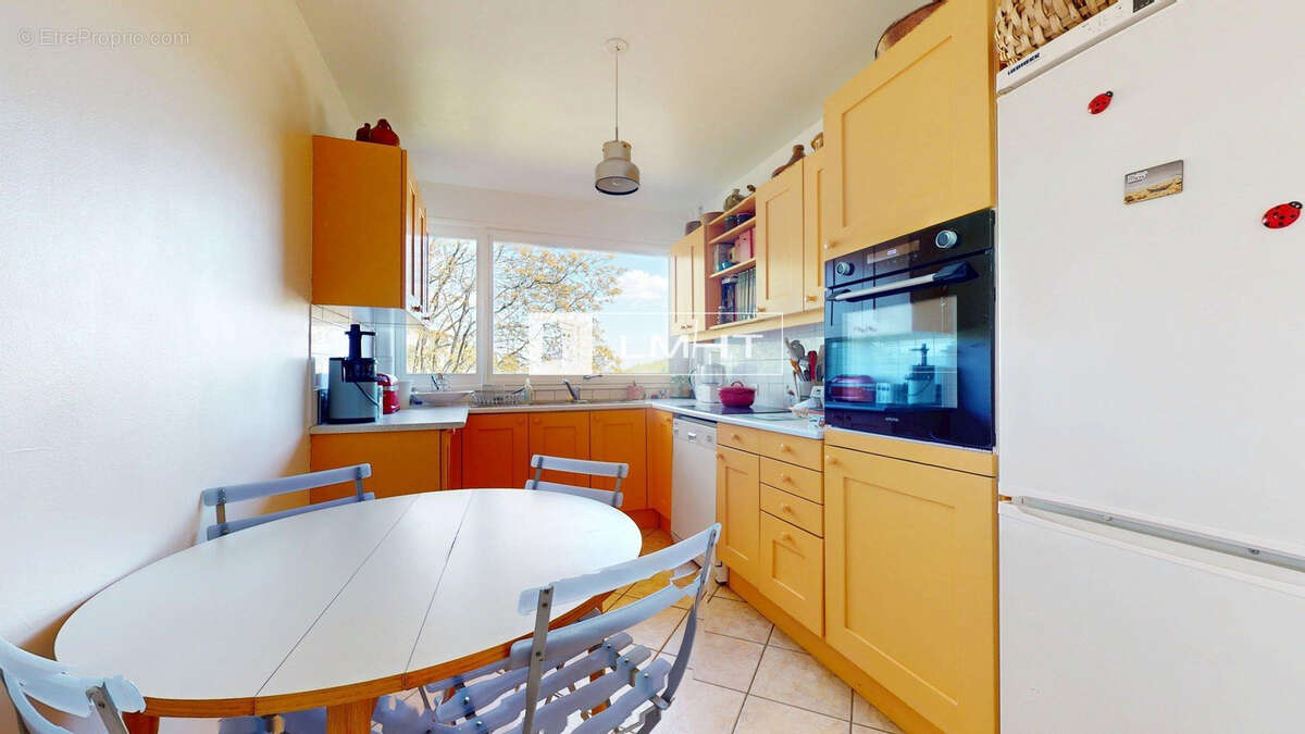 Appartement à SEVRES