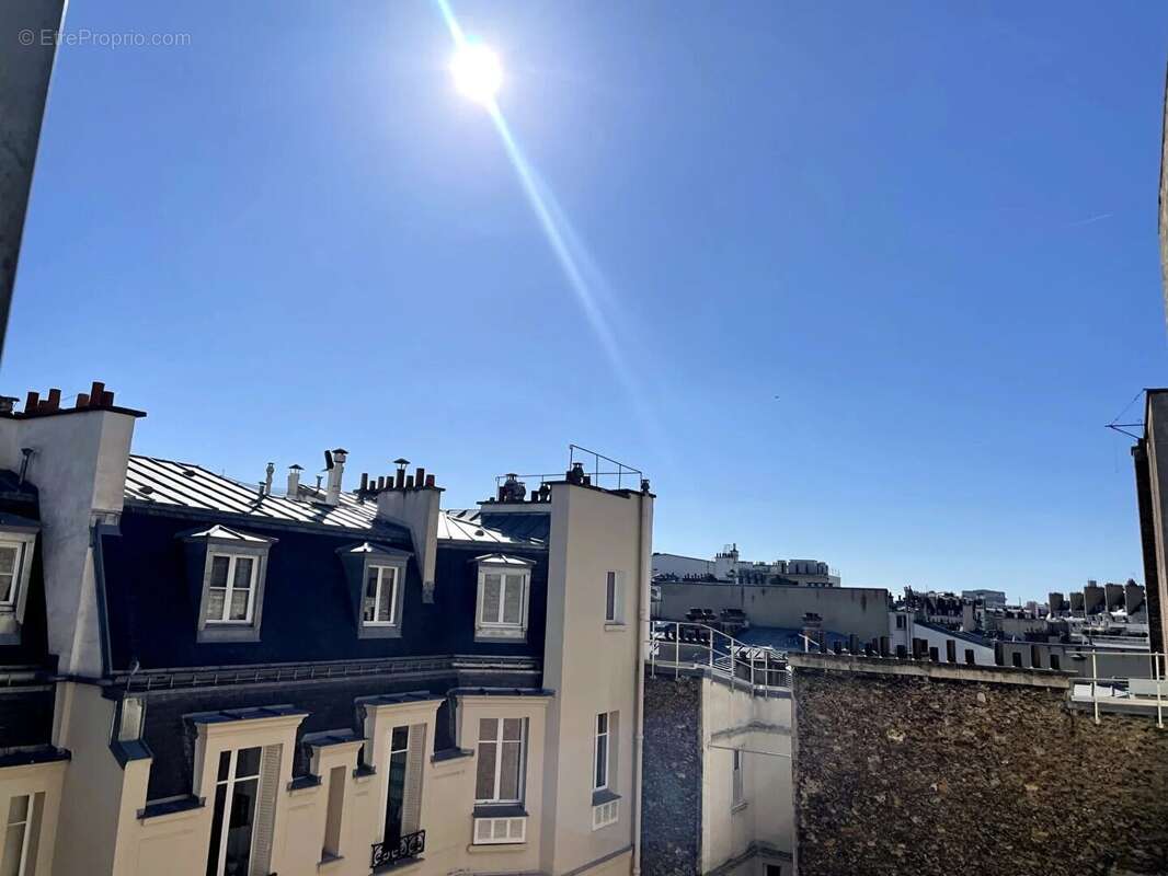 Appartement à PARIS-8E