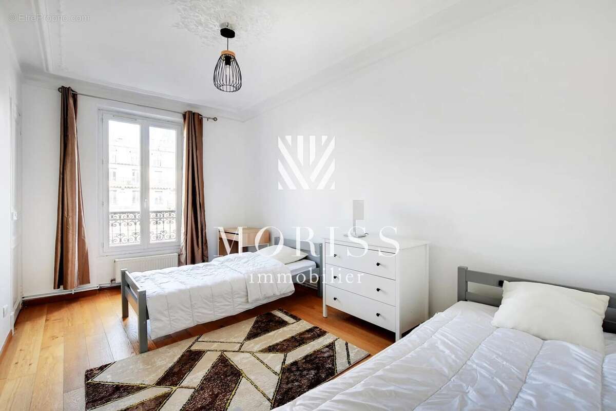 Appartement à PARIS-9E