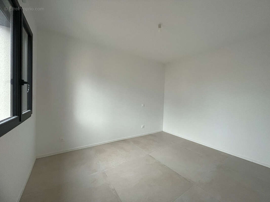 Maison à BRISSAC-QUINCE