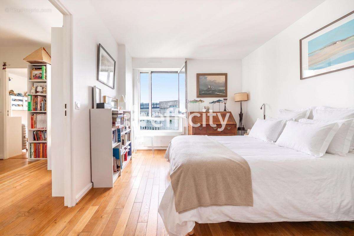 Appartement à PARIS-12E