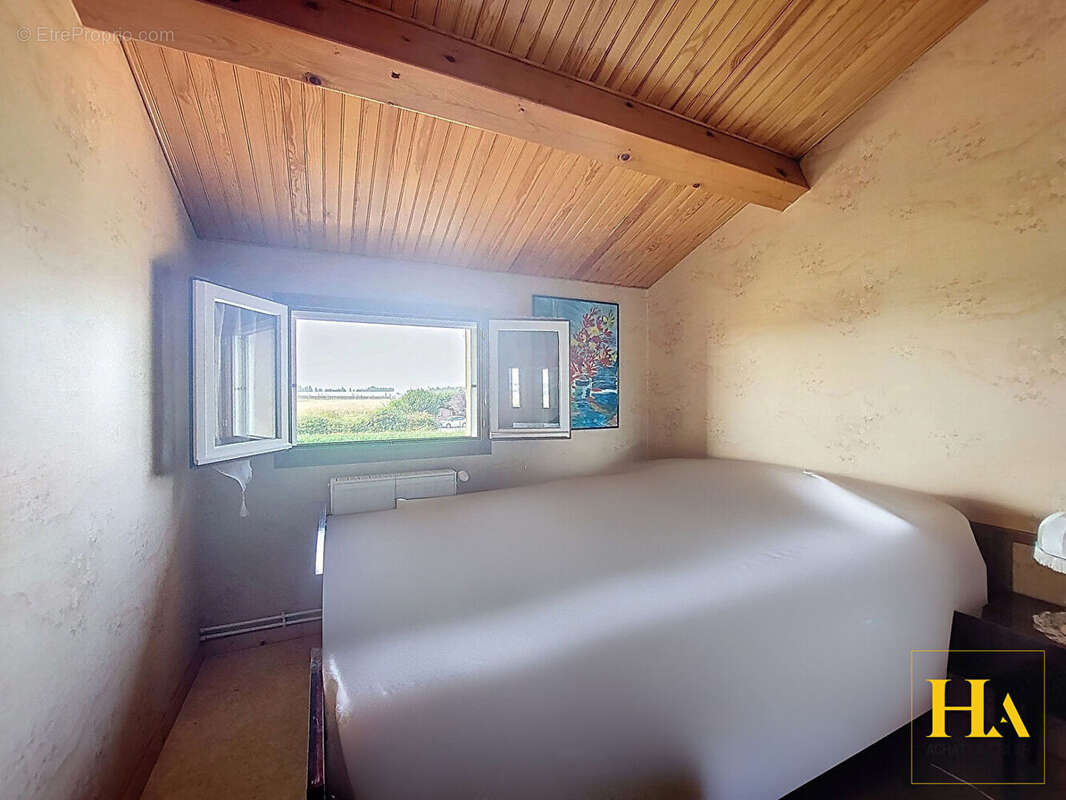 Maison à CHATEAUNEUF-SUR-ISERE