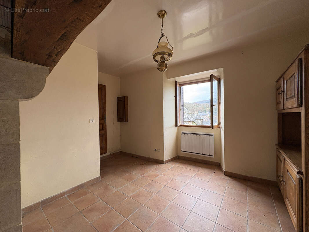 Maison à BERTHOLENE