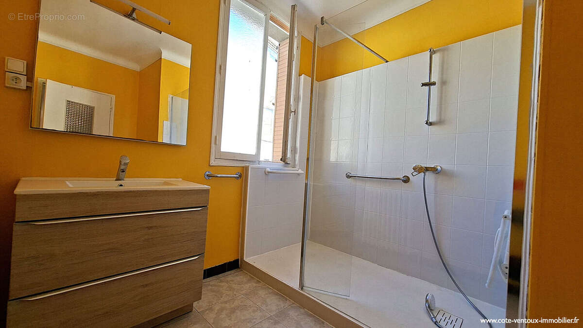 Maison à ROQUEMAURE