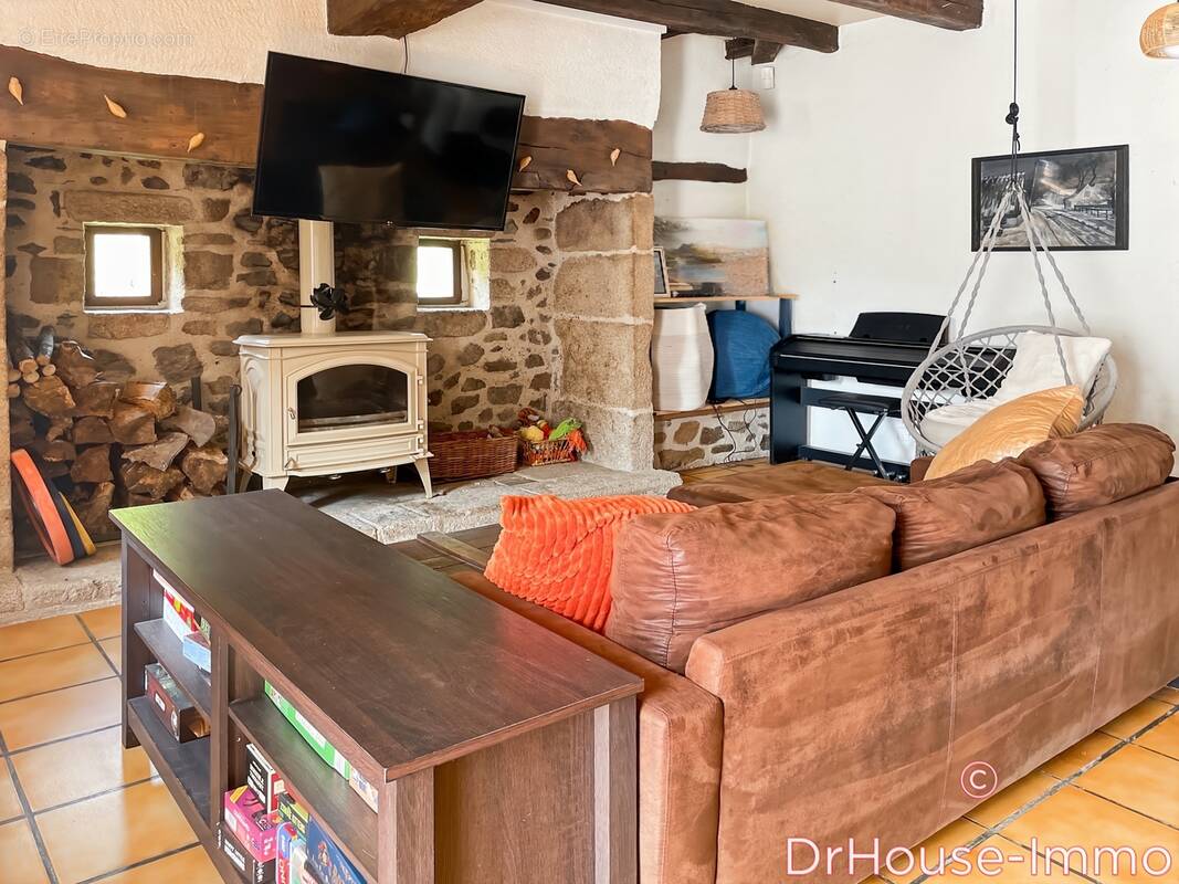Maison 146 m² à Monceaux-Sur-Dordogne  - photo 4