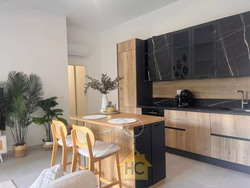 Appartement à LE CANNET