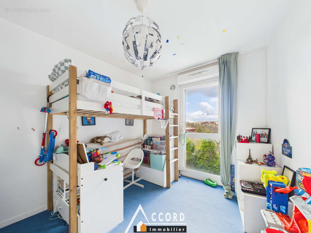 Appartement à SARTROUVILLE