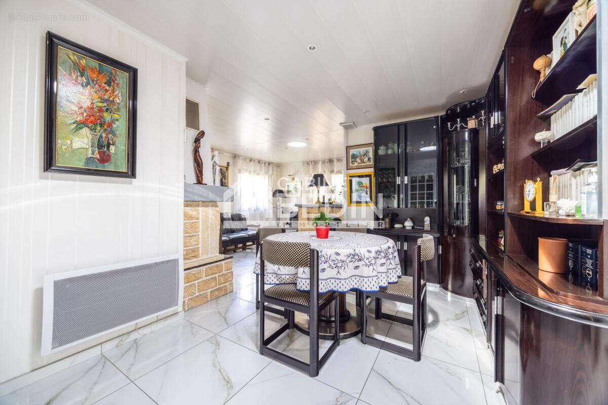 Maison à SAINT-JEAN