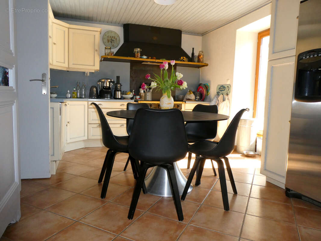 Maison à LONGESSAIGNE