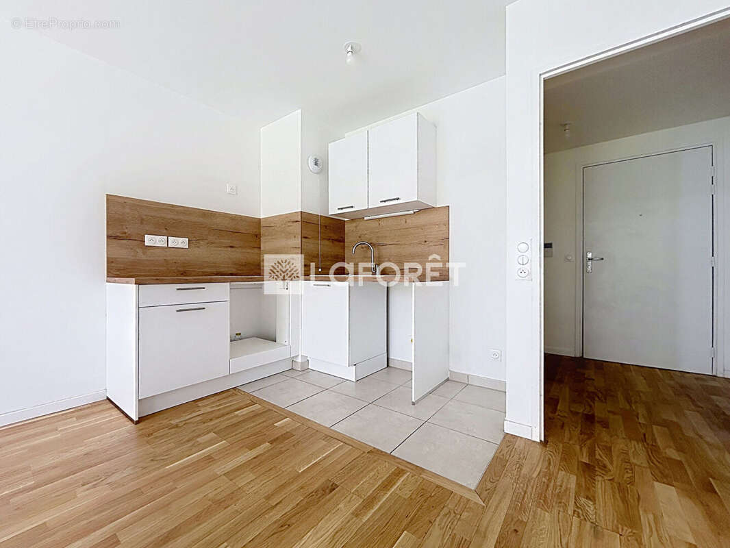 Appartement à VERNEUIL-SUR-SEINE