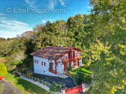 Maison à SAINT-PALAIS