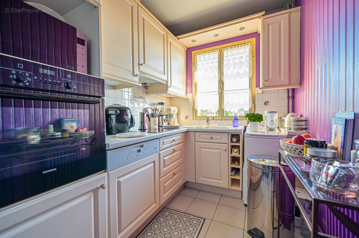 Appartement à SAINT-MAUR-DES-FOSSES