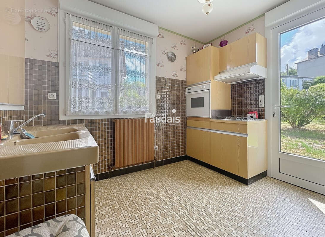 Maison 81 m² à Coutances  - photo 6