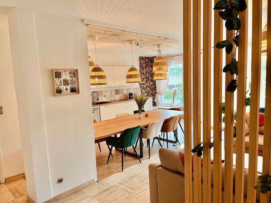 Appartement à SAINT-ETIENNE