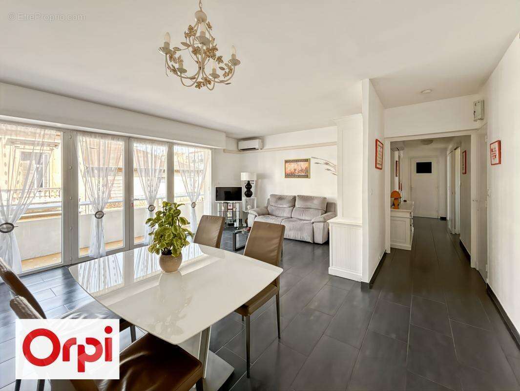 Appartement À Vendre - photo 4