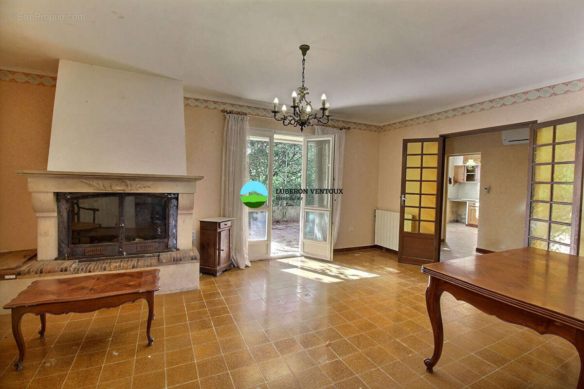 Modène, proche de Bedoin, grande maison familiale à découvrir - photo 5