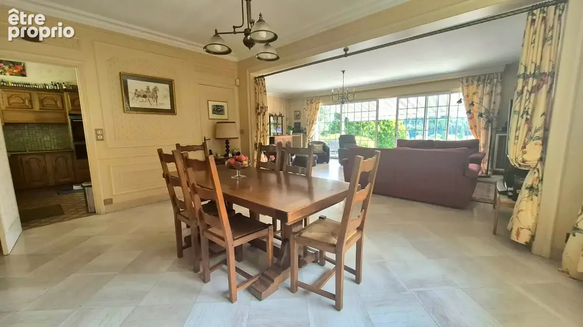 MONTIVILLIERS - Maison familiale 240 m² - 6 chambres - Terrain 3 500 m² - Vue dégagée - photo 10