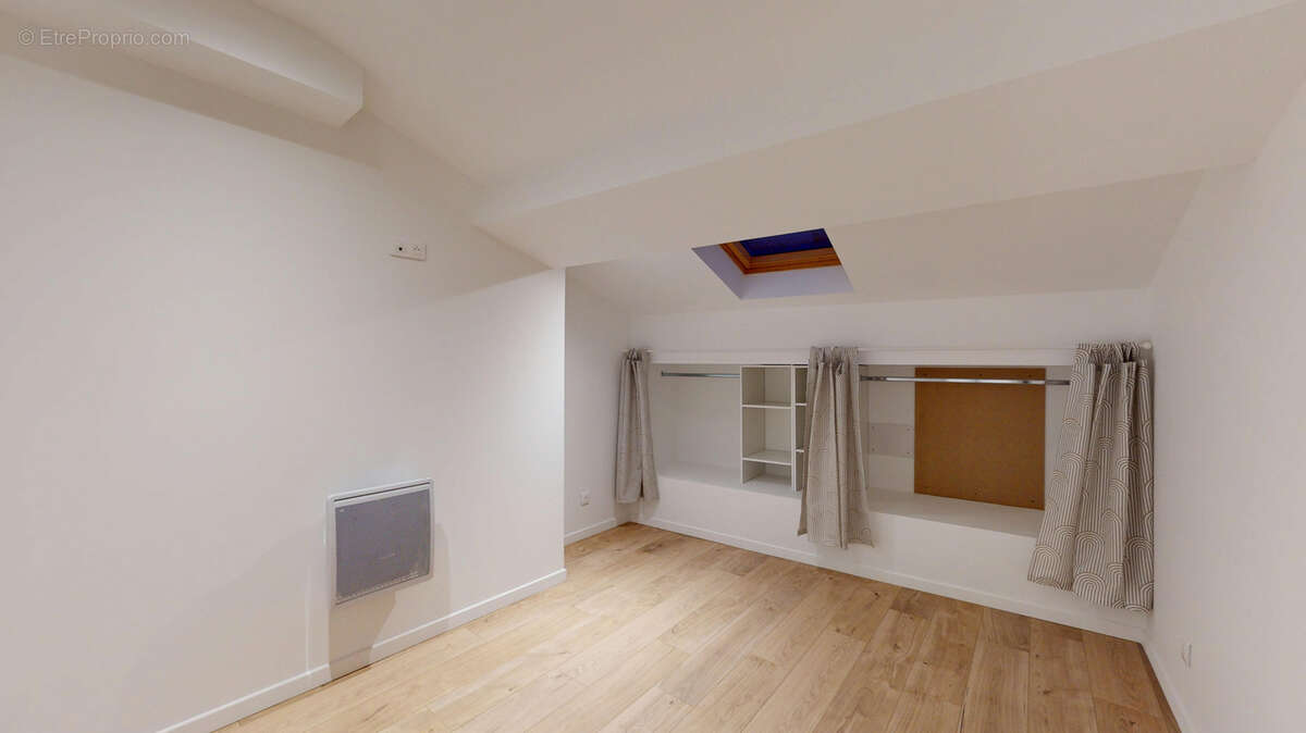 Appartement à VALLAURIS