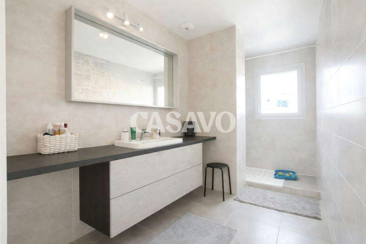 Vente Maison 4 pièces de 84m² - 77124 Chauconin-Neufmontiers - photo 5