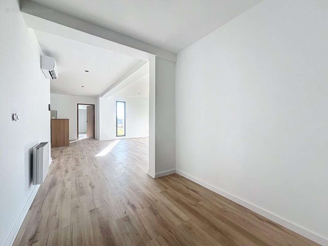 Maison à ROUGEGOUTTE