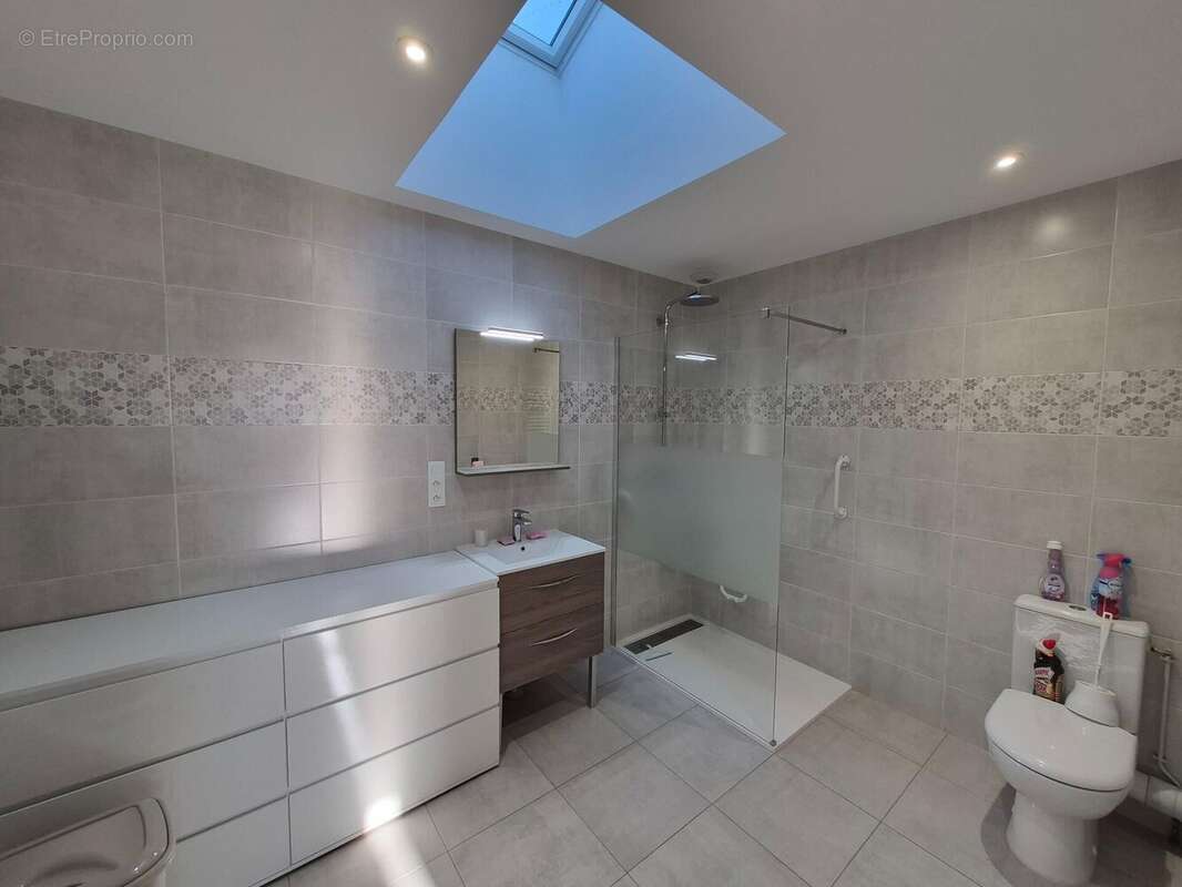 Maison 90 m² à Descartes  - photo 6