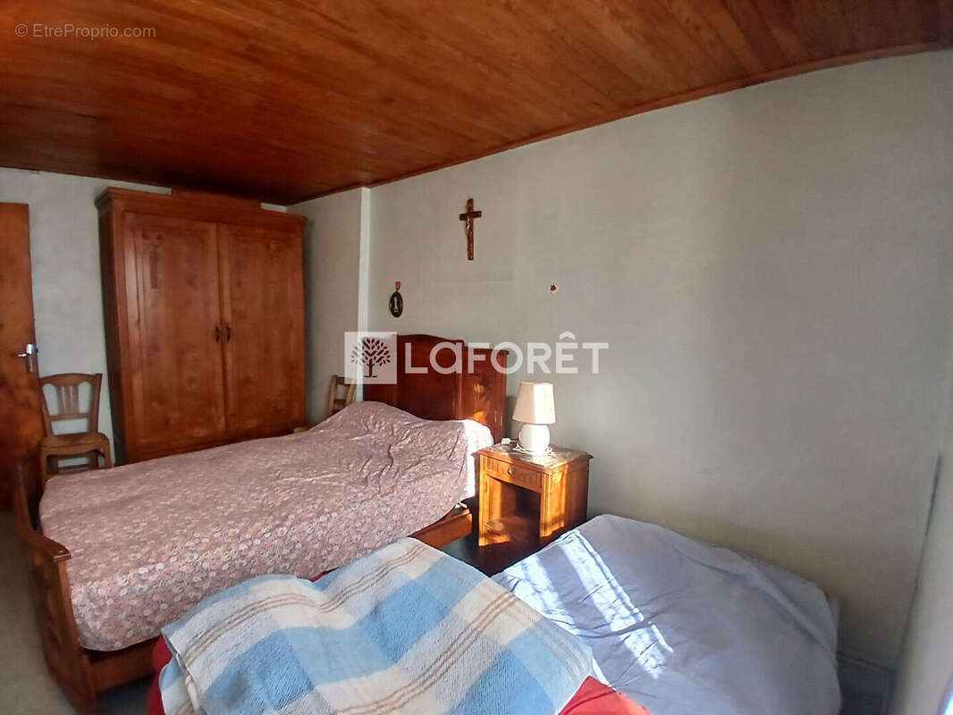 Maison à SAINT-FLOUR