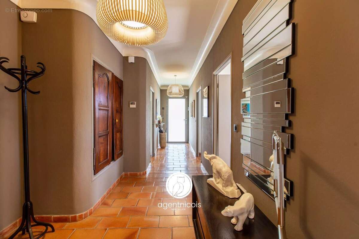 Maison à SAINT-JEANNET