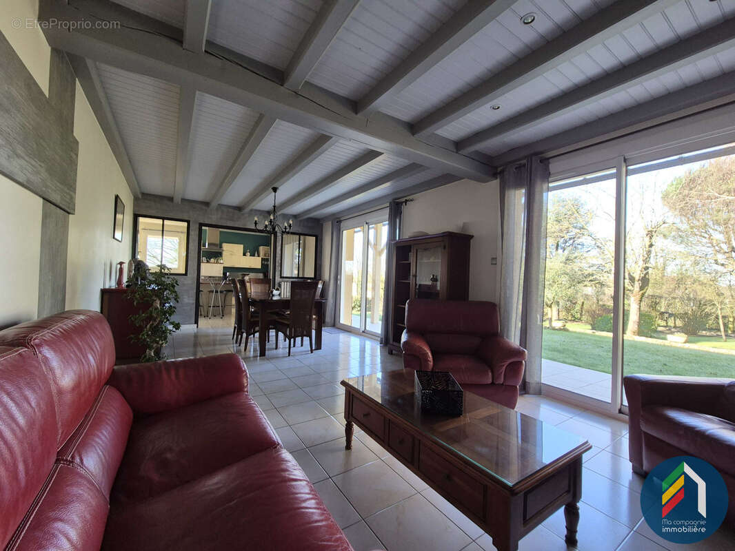 Maison à LA MEILLERAIE-TILLAY