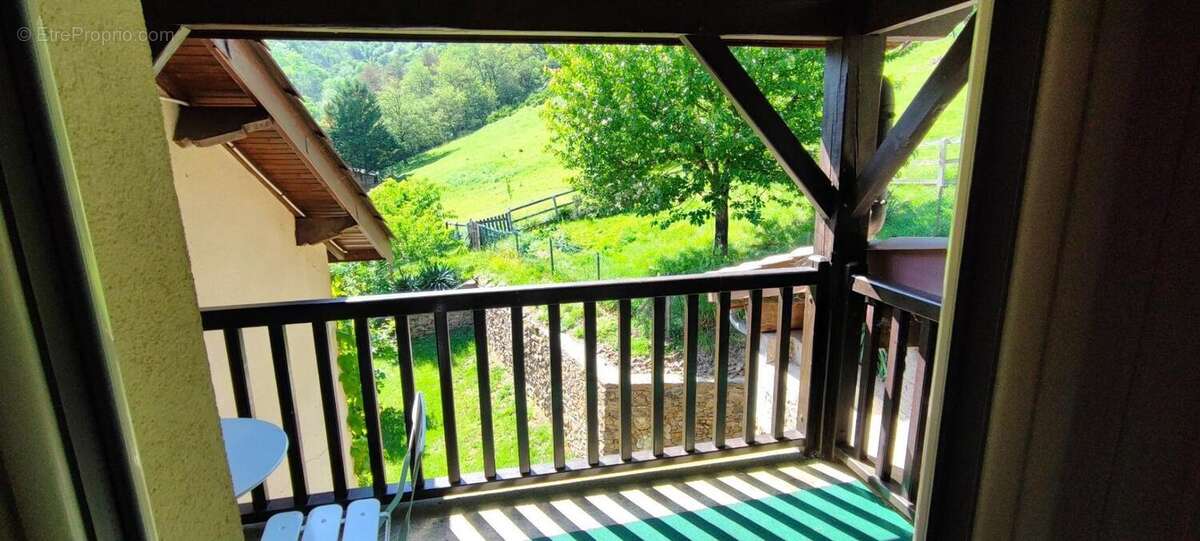 Maison à LIVINHAC-LE-HAUT