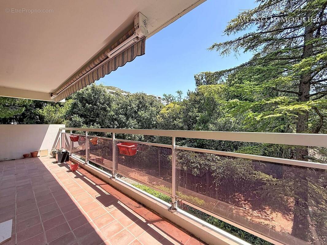 Appartement à MARSEILLE-9E