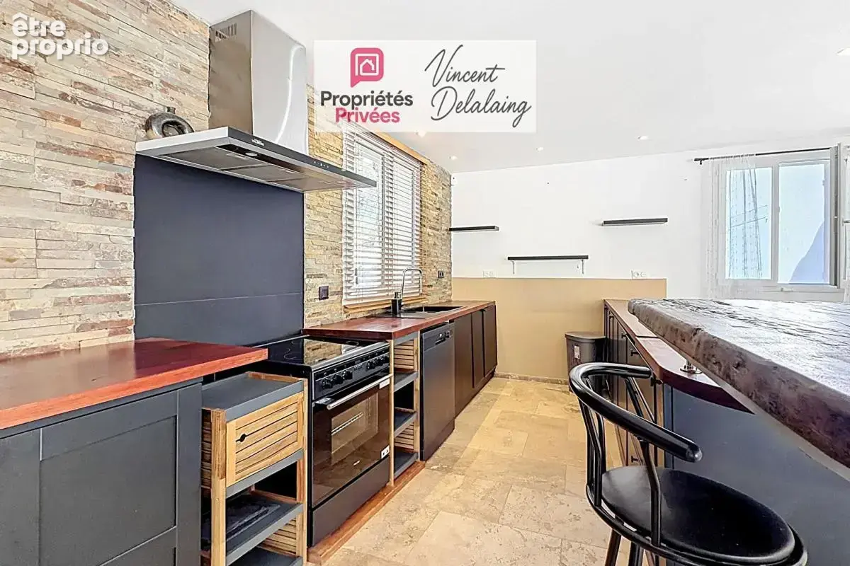 Maison familiale de plain pied sur grand terrain avec piscine - photo 13