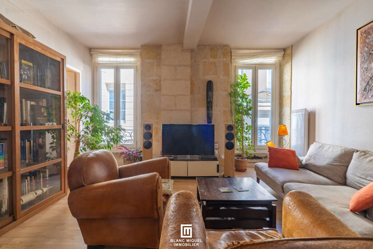 Appartement à BORDEAUX