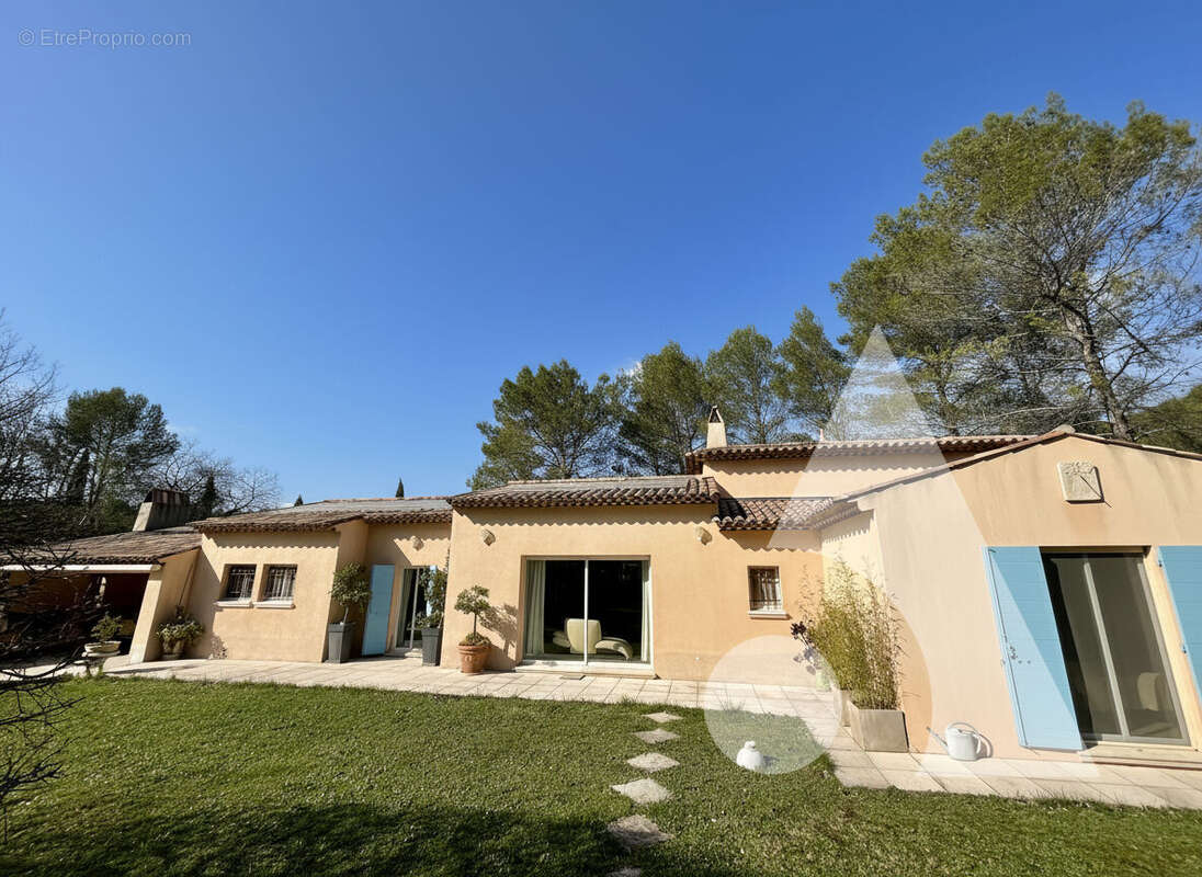 Maison à DRAGUIGNAN