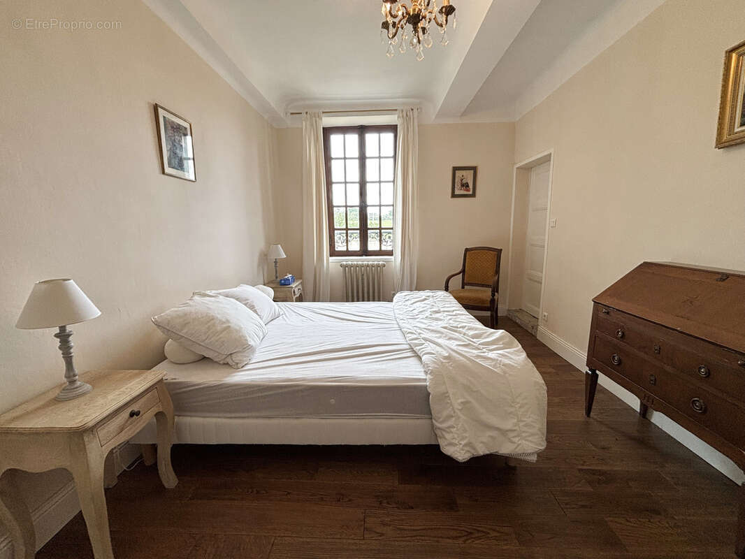 Maison 6 pièces - 233m2 avec dépendances AURSEULLES - photo 12