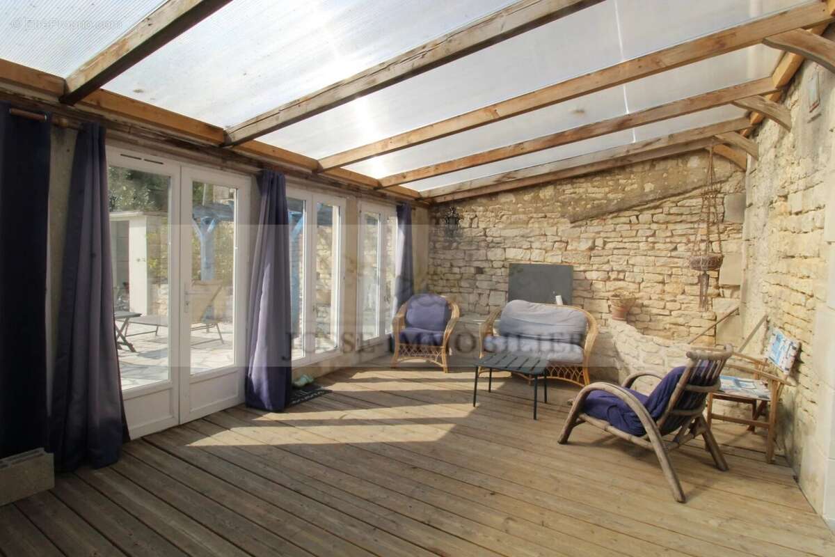 Maison 156 m² à Saint-Georges-Du-Bois  - photo 6