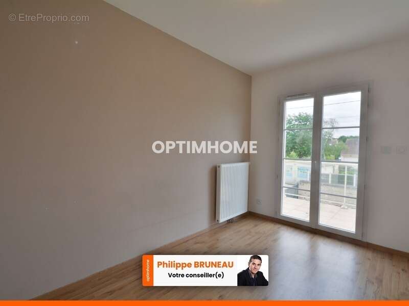Appartement à FRENEUSE