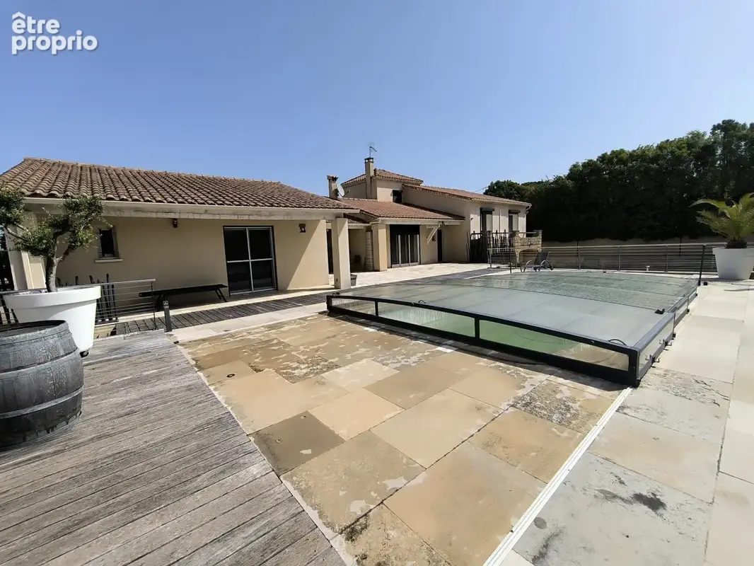 Villa contemporaine de 177m2 avec picsine et garages - photo 23