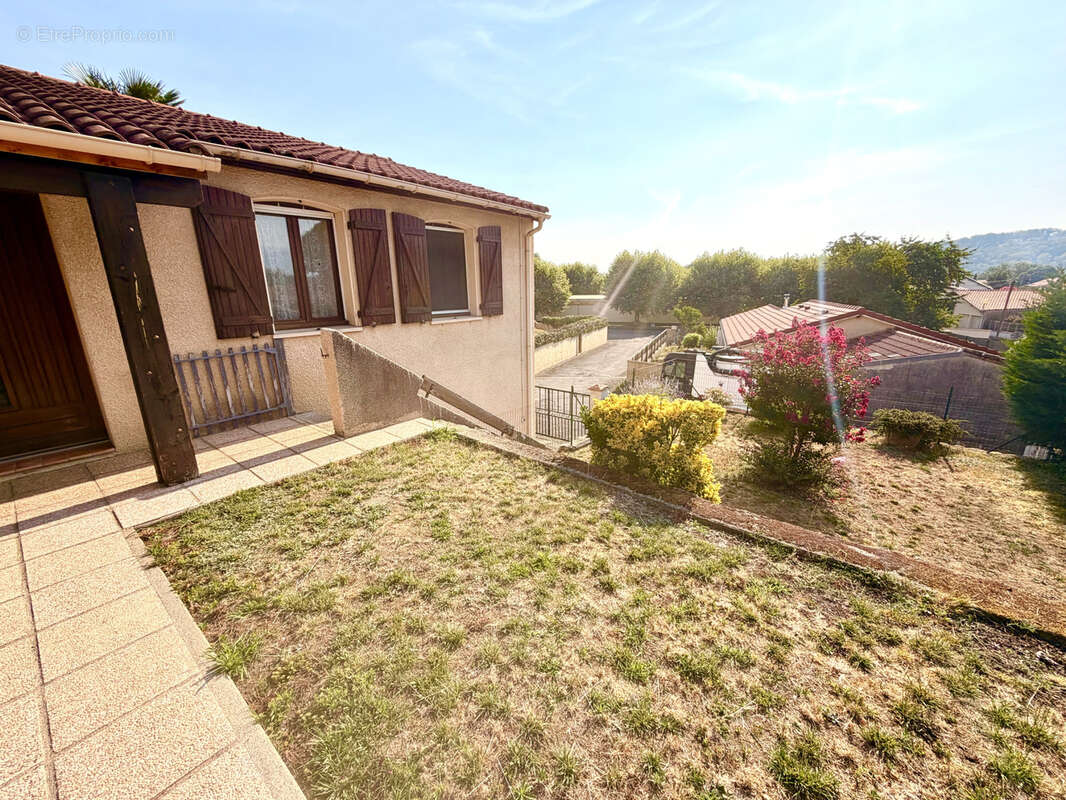 Maison familiale avec grand sous-sol   Juillan - photo 15