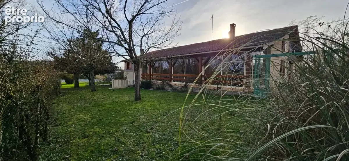 Maison 11 pièces 410 m² à vendre à Saint-Pardoux-Isaac (47800) - photo 2
