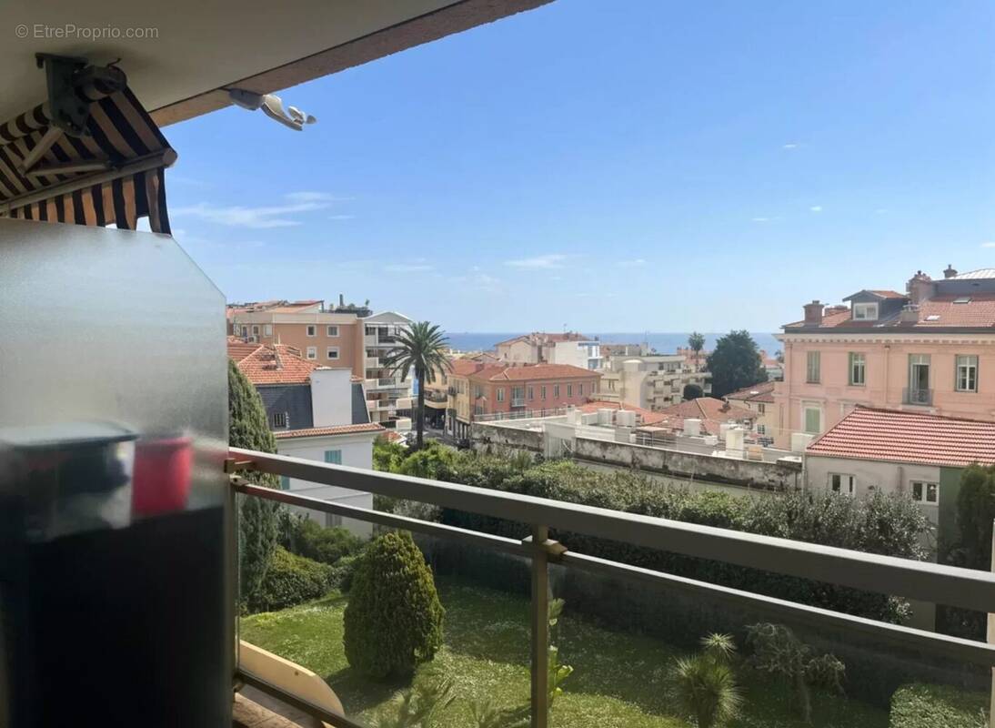 Appartement à BEAULIEU-SUR-MER