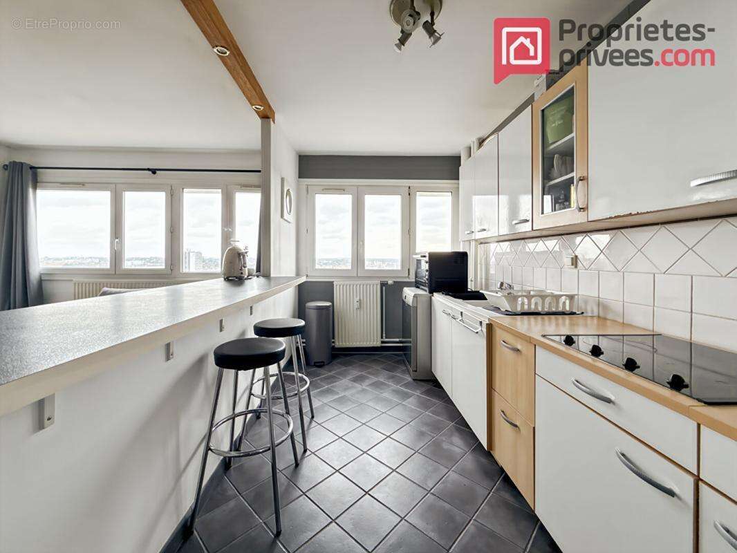 Appartement à MONS-EN-BAROEUL