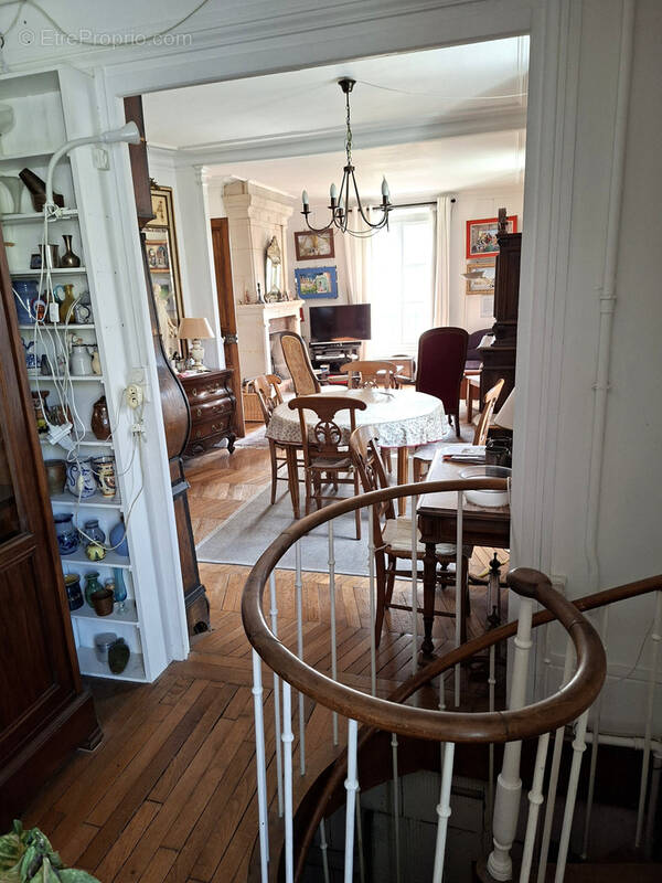 Appartement à Vendre Versailles rive droite - photo 2