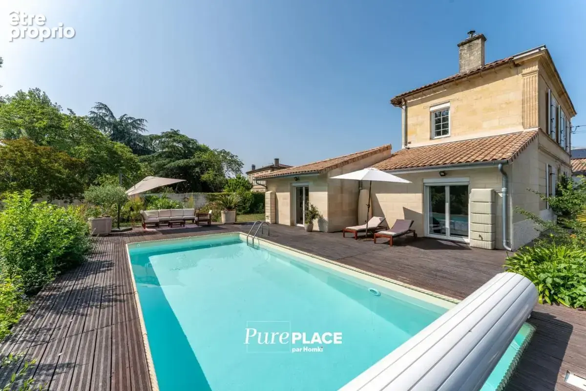 Maison/Villa T7 de 268 m² à Izon 33450 - photo 2