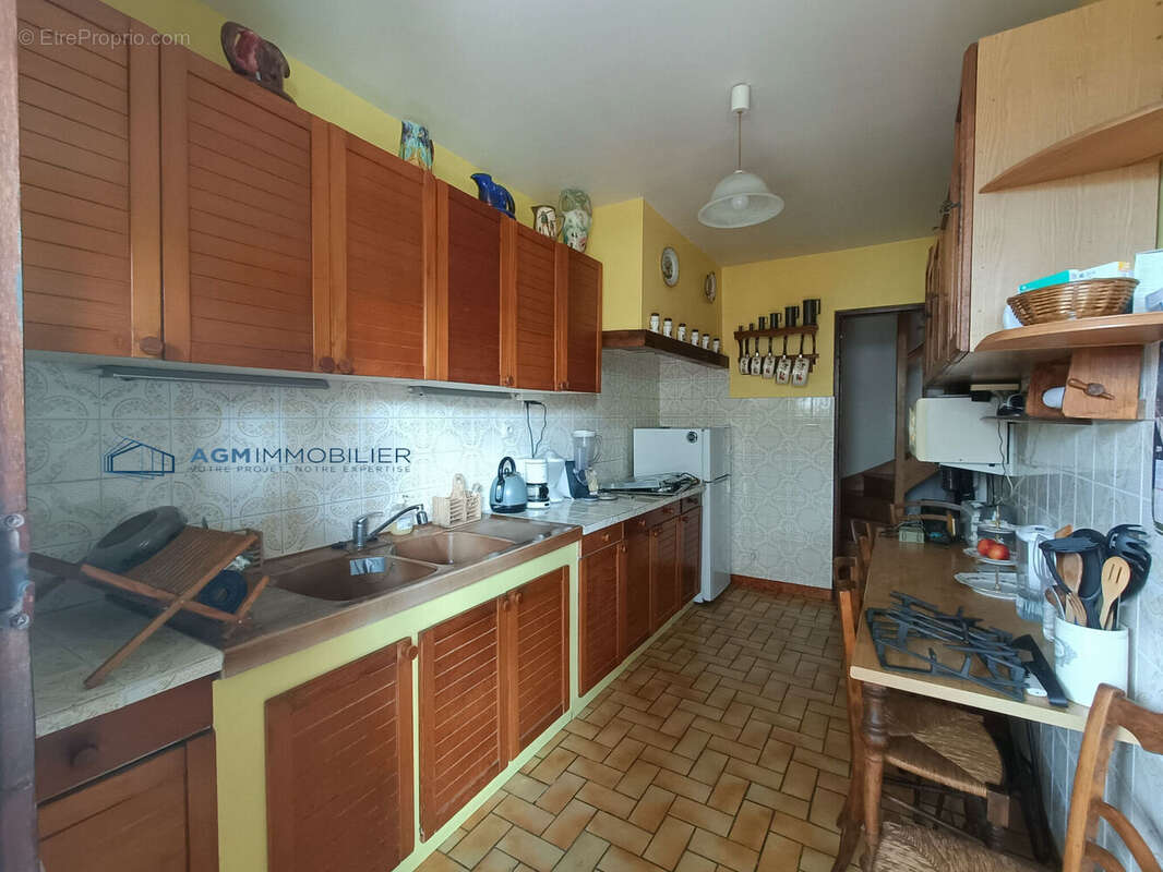 Maison 104 m² à Bompas  - photo 3