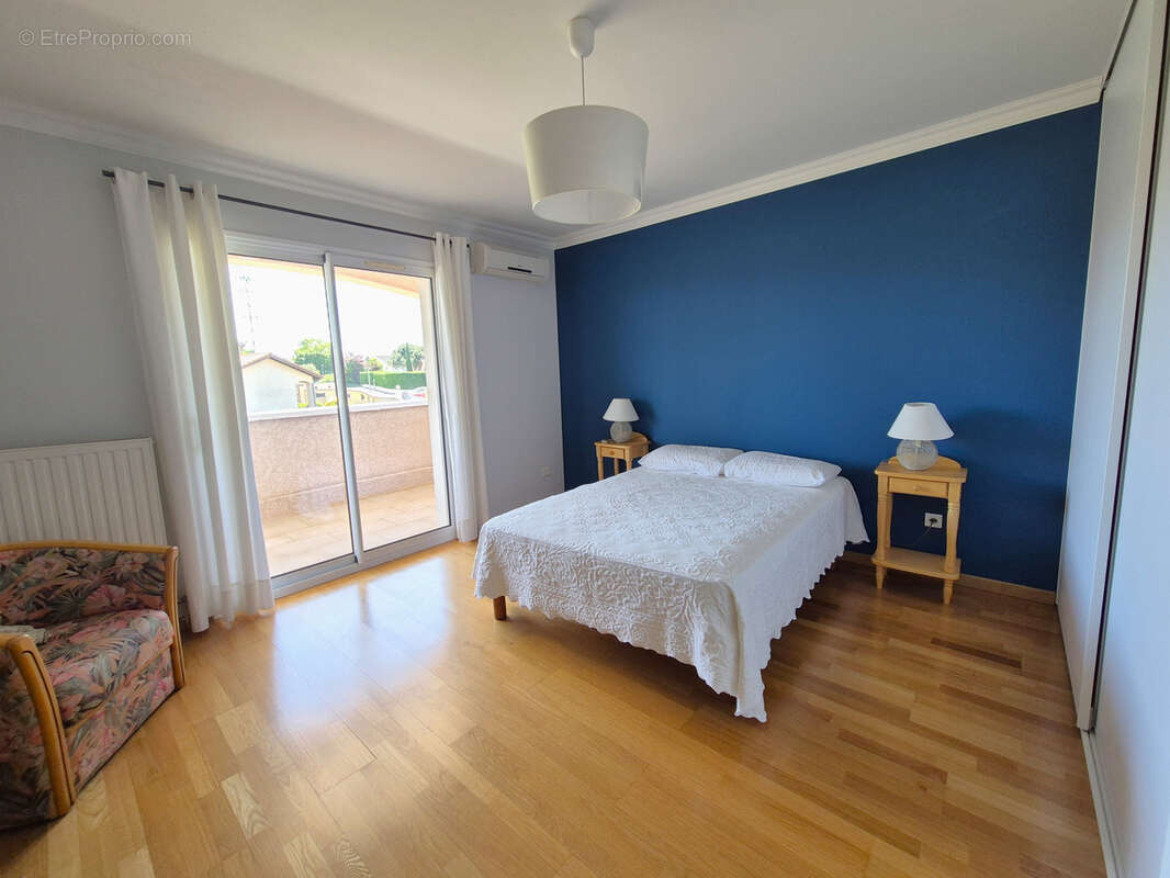 Maison à VILLETTE-D&#039;ANTHON