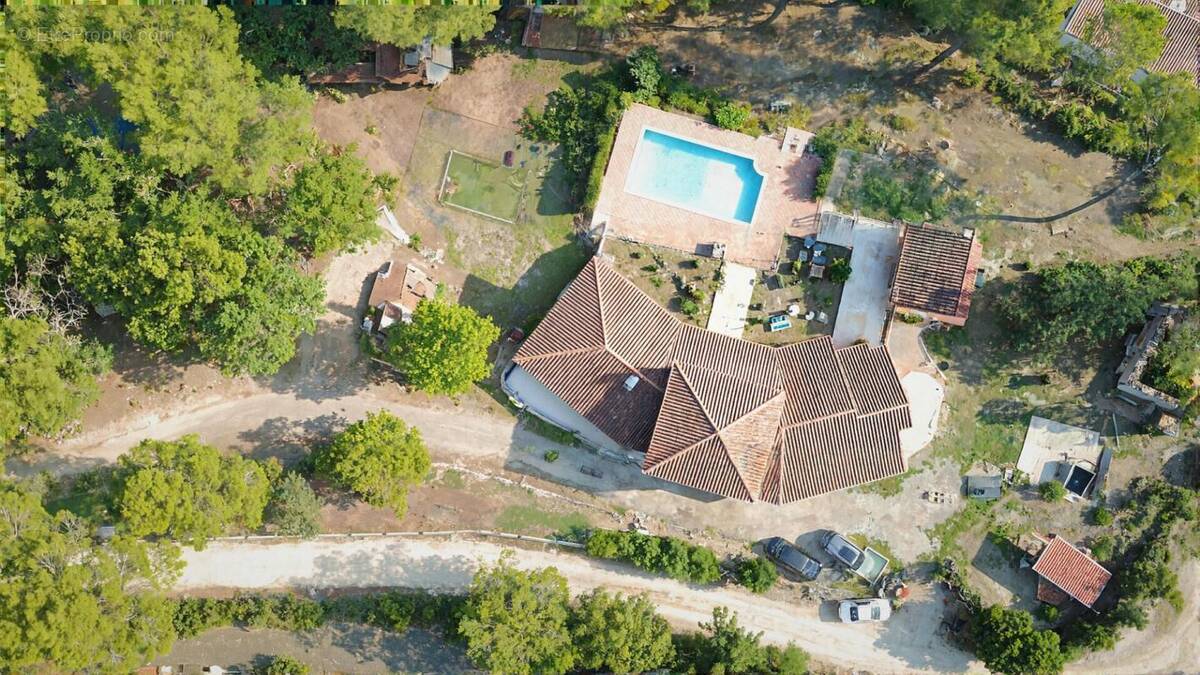 Maison à DRAGUIGNAN