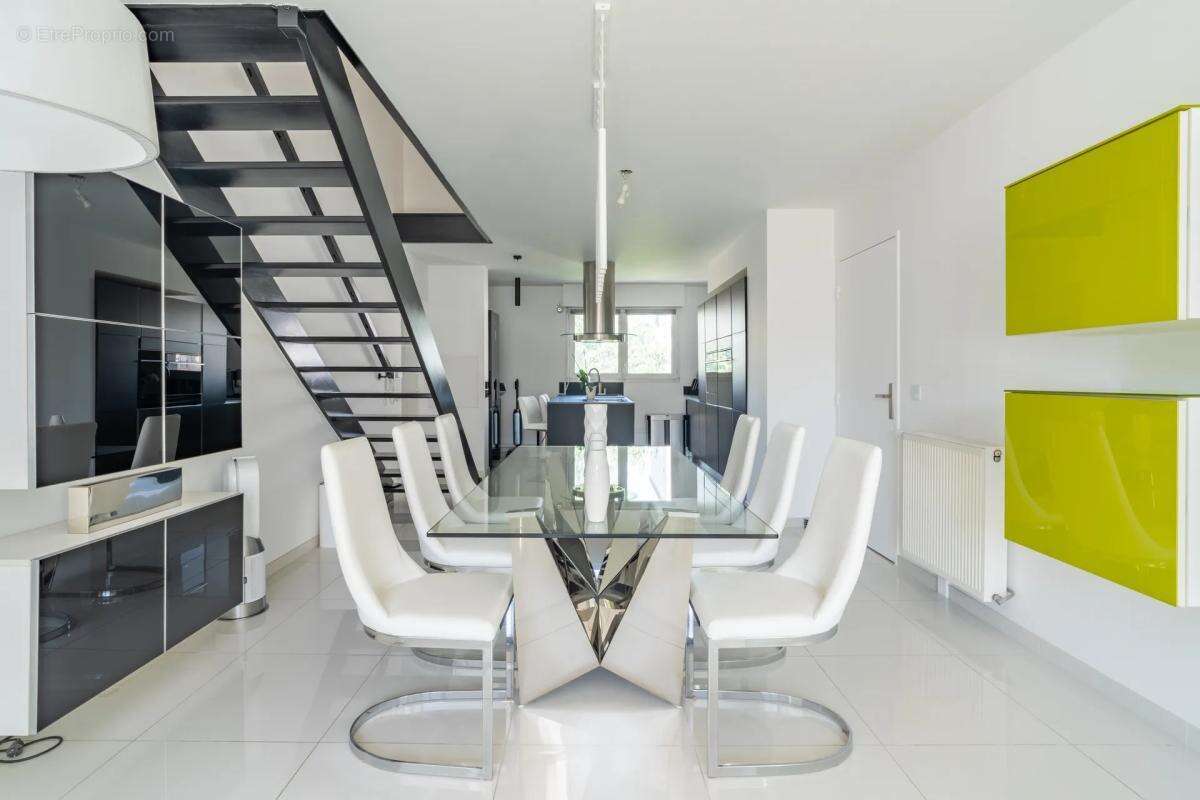 Appartement à STAINS