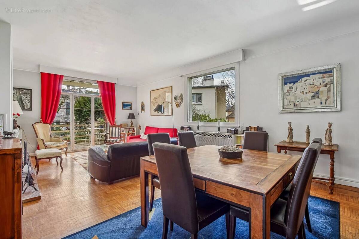 Maison à LE VESINET