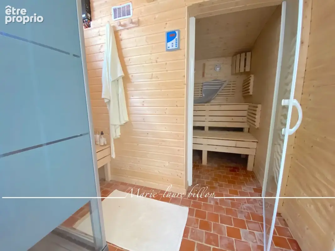 Maison à vendre 7 pièces CHALLANS (85), maison 4 chambres avec véranda, espace détente +piscine, terrain clos de 4730 m2 - photo 15