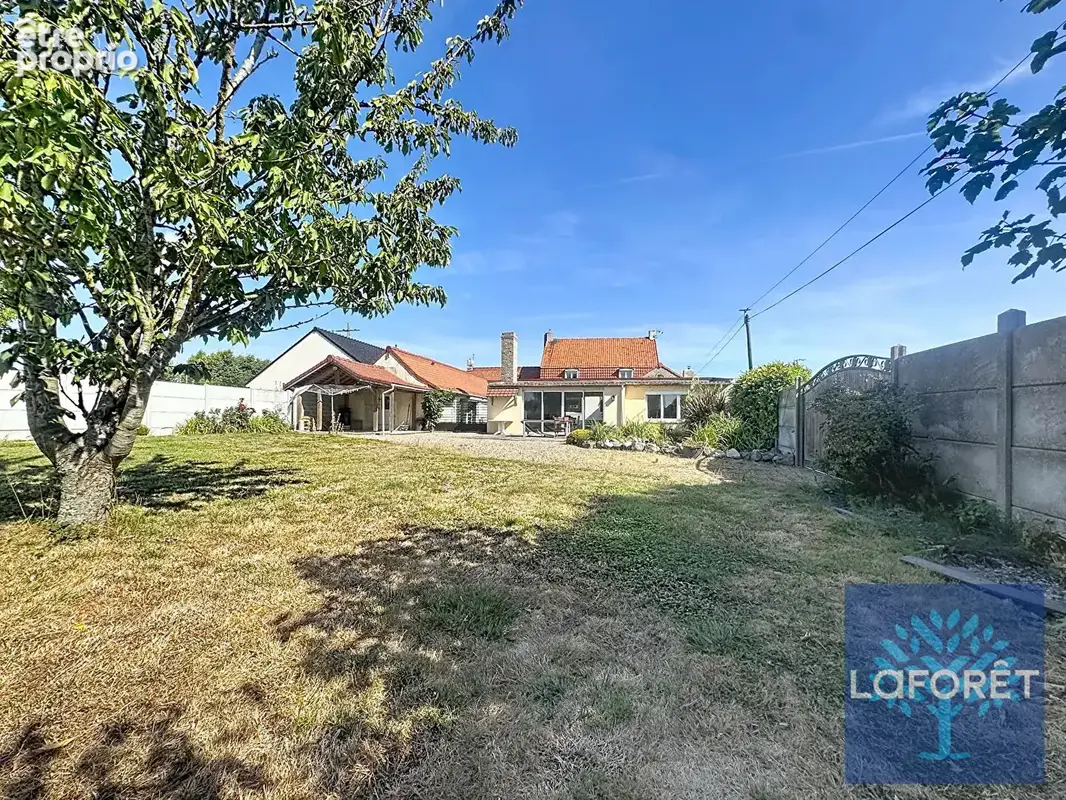 Maison St Folquin 8 pièce(s) 220 m2 - photo 8
